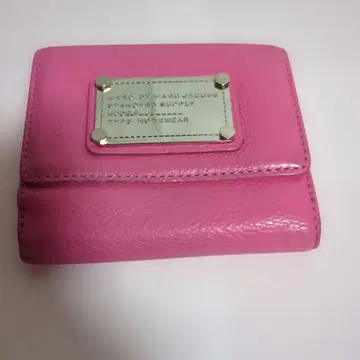 MARC BY MARC JACOBS 3단 폴더형 지갑 핑크