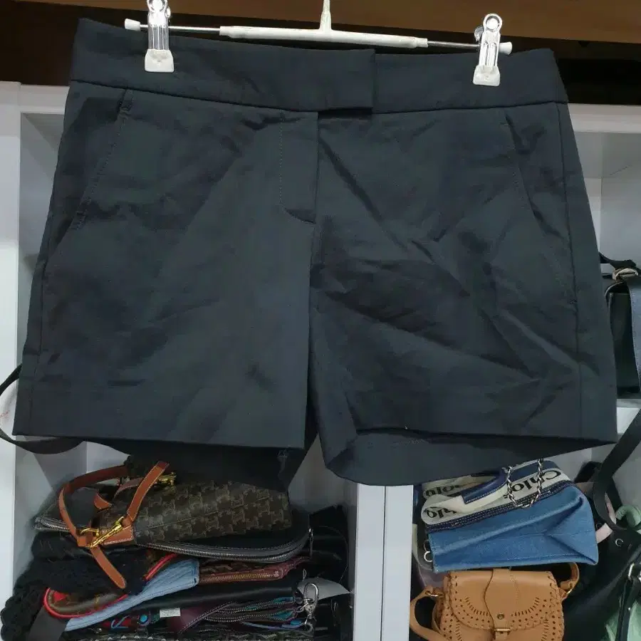 띠어리 반바지 둘레66