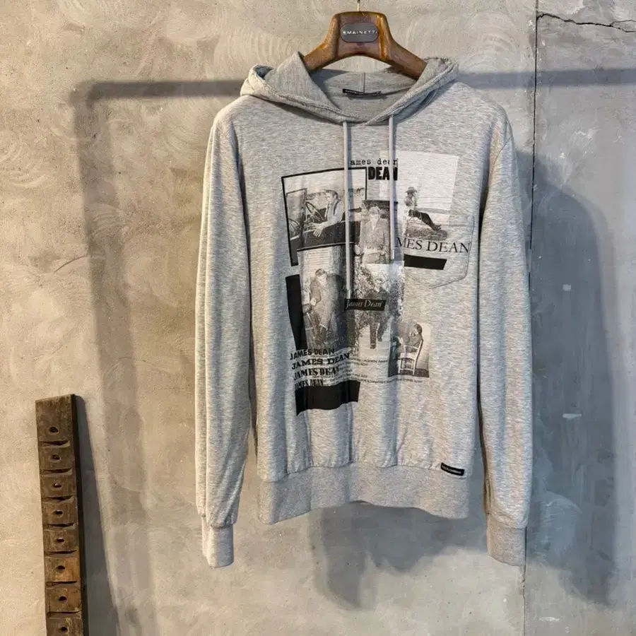 돌체앤가바나 제임스 딘 후드티 남성100