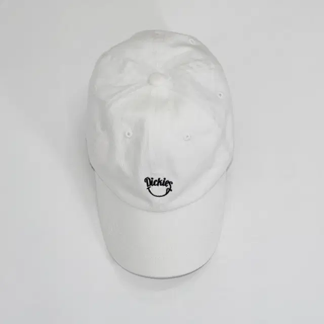 Dickies 스마일로고볼캡