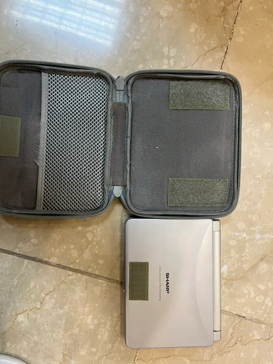 샤프 리얼딕 rd-7600 전자사전