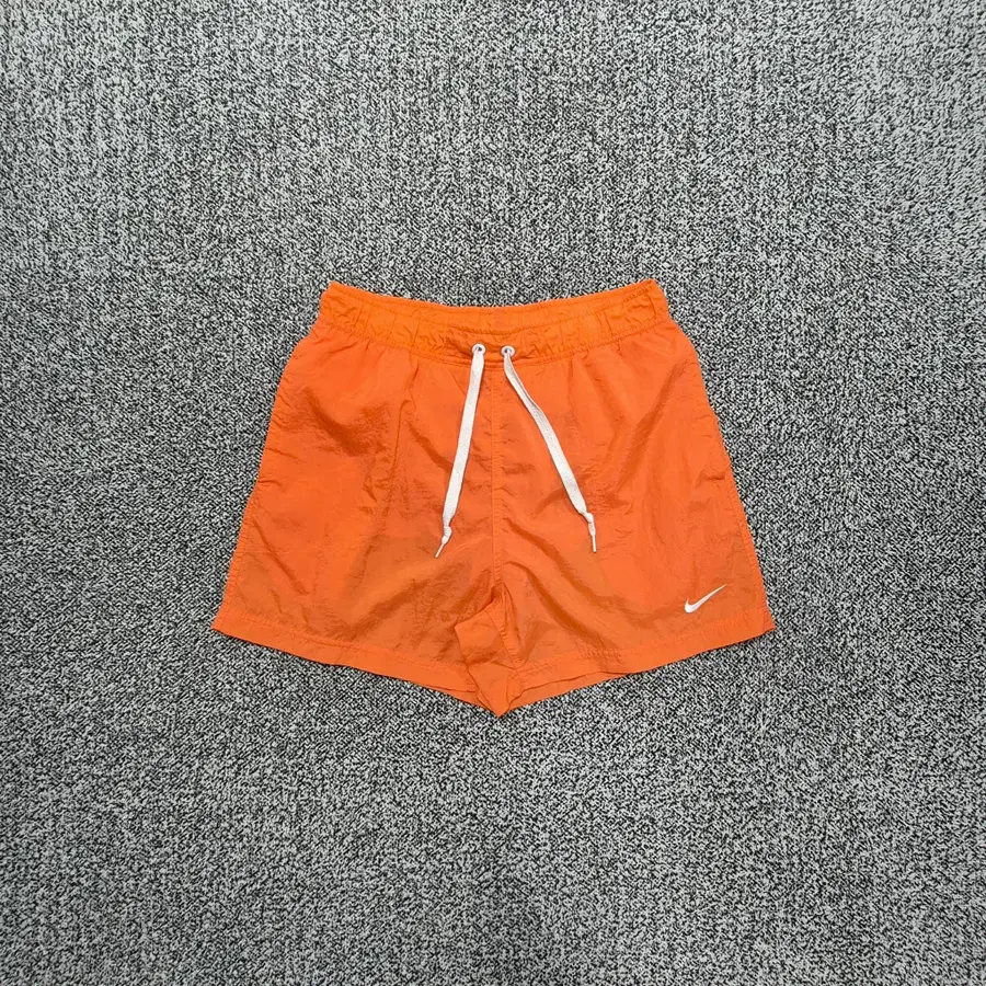 빈티지9. 나이키 스우시 나일론 밴딩 반바지 오렌지