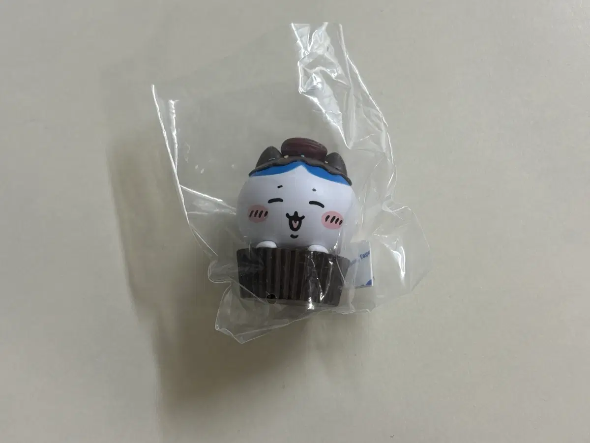 (새상품)먼작귀 치이카와 모니터 랜덤 피규어 하치와레