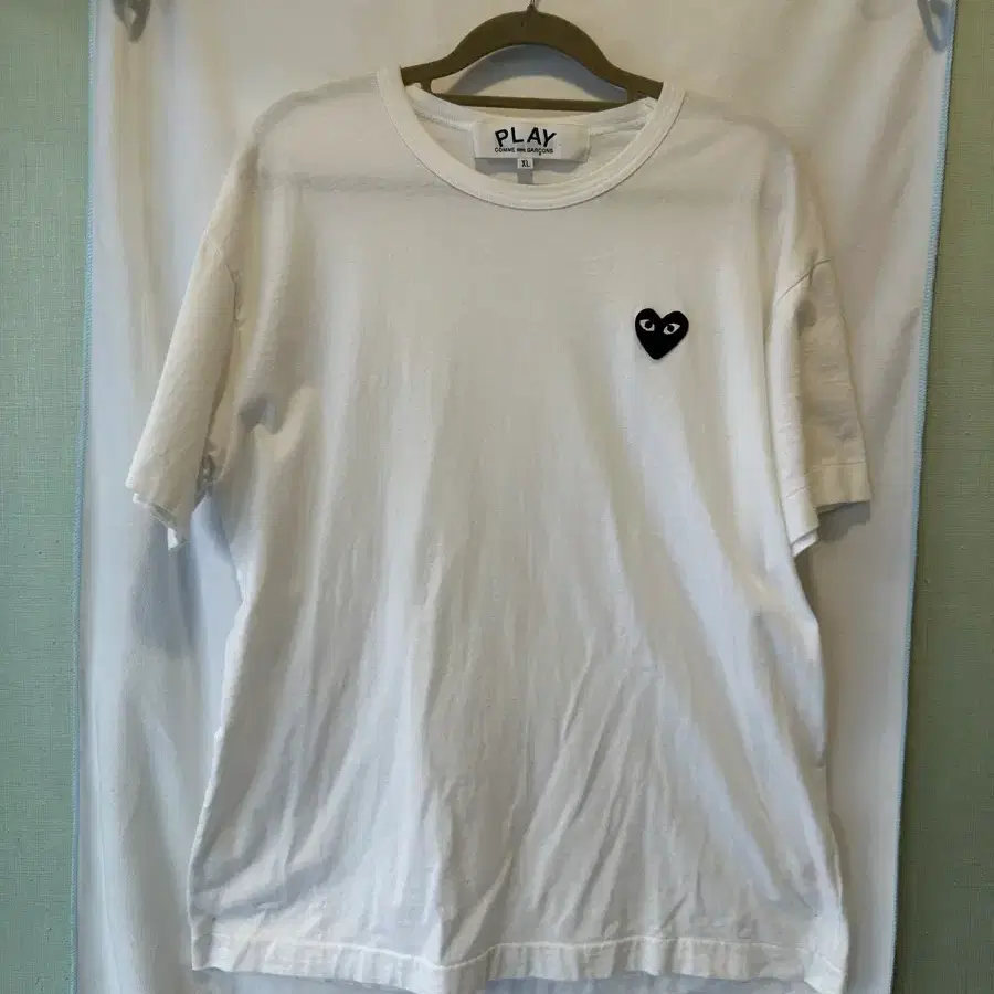 Comme des Garcons 꼼데가르송 화이트 반팔 티셔츠