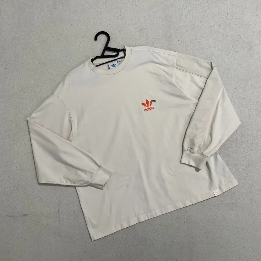 2XL 아디다스 라운드 맨투맨 B.4469