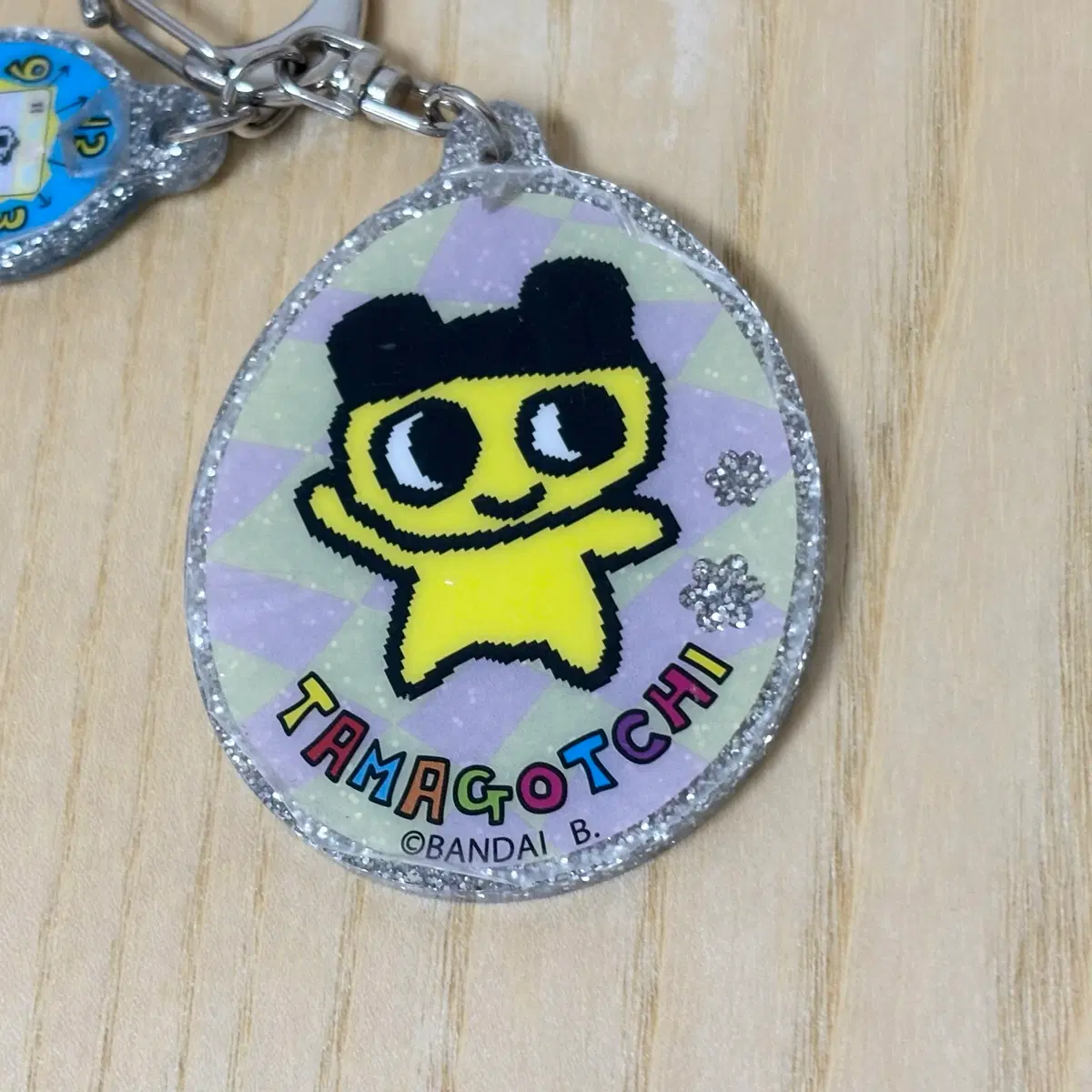 다마고치 마메치 키라키라 아크릴 글리터 키홀더 키링