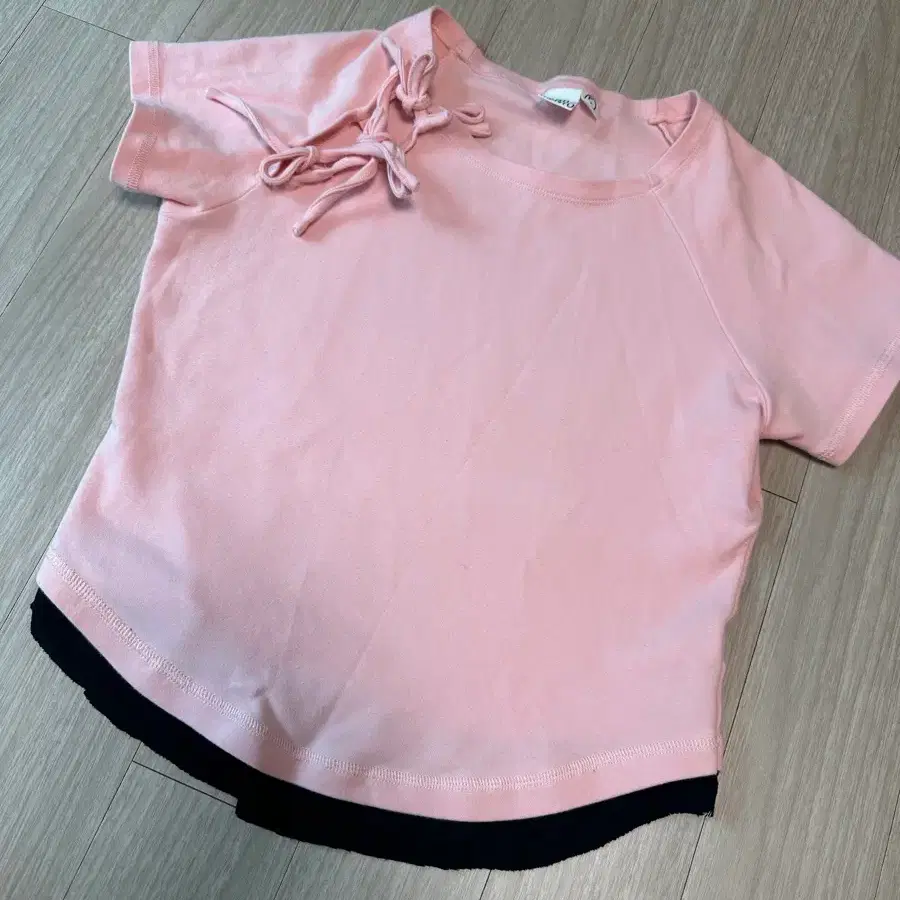 파르티멘토 RIBBON STRAP LAYERED SHORT SLEEVE TEE_PINK