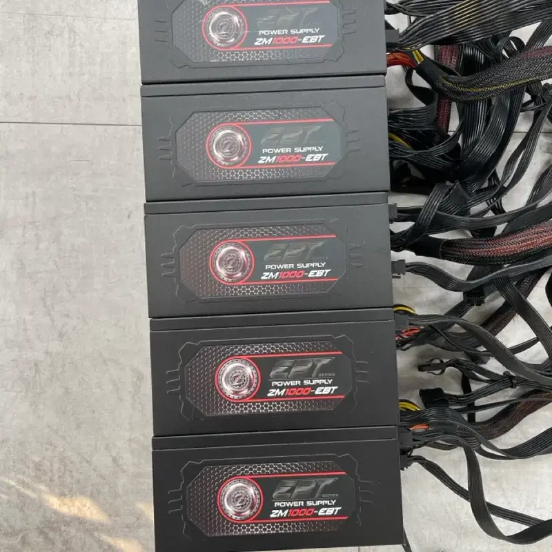 ZPT 파워 서플라이 ZM1000-EBT 1000w 80+ 골드+ 전원선증정