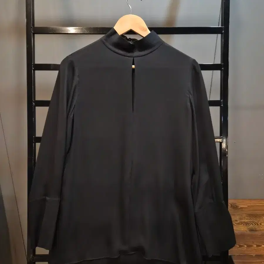 [S] 마시모두띠 Massimo Dutti 100% 실크 블라우스 4.5