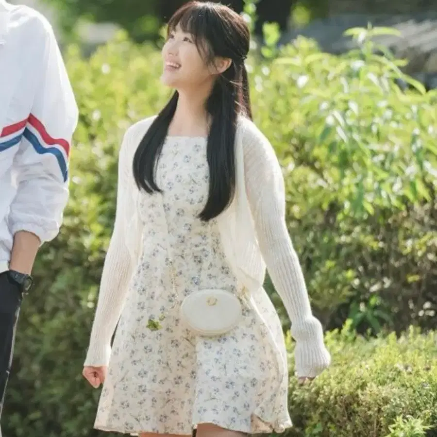 솔트앤 초콜릿 김혜윤 나시 원피스