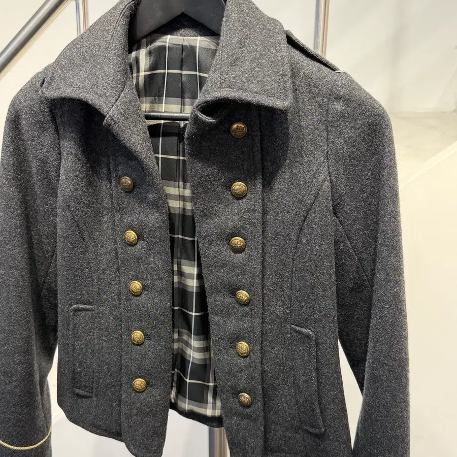 BURBERRY 버버리 금장 더블 울 자켓 (그레이) 38