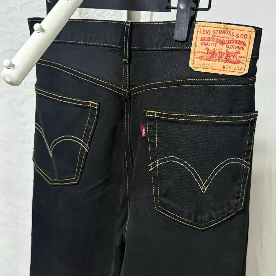 리바이스 550 블랙 진 W36 L34