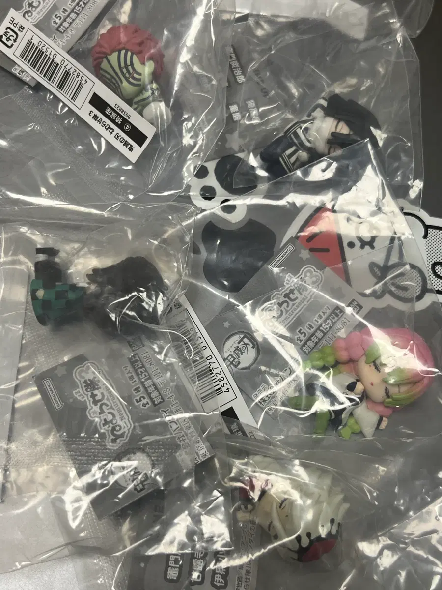 귀칼 귀멸의칼날 가챠 네무라세타이 3탄 도우마 아카자 미츠리 오바나이 탄지로 오바미츠 칸로지 이구로 카마도