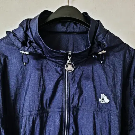 블랙앤화이트 우먼스90 경량 골프바람막이 24ss 폴1351