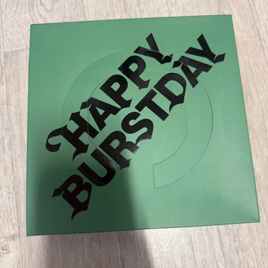세븐틴 'HAPPY BURSTDAY' 앨범