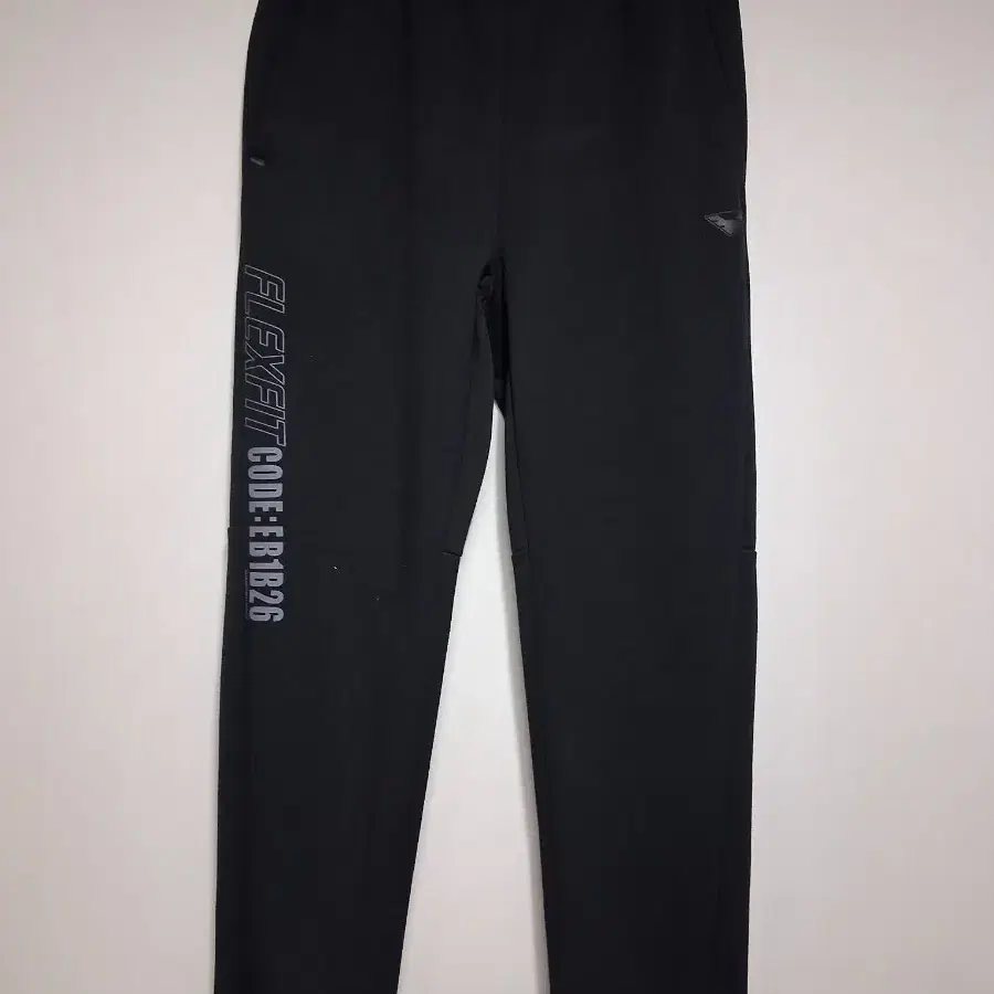 FLEXFIT CODE:ER1B26 블랙 팬츠(76)