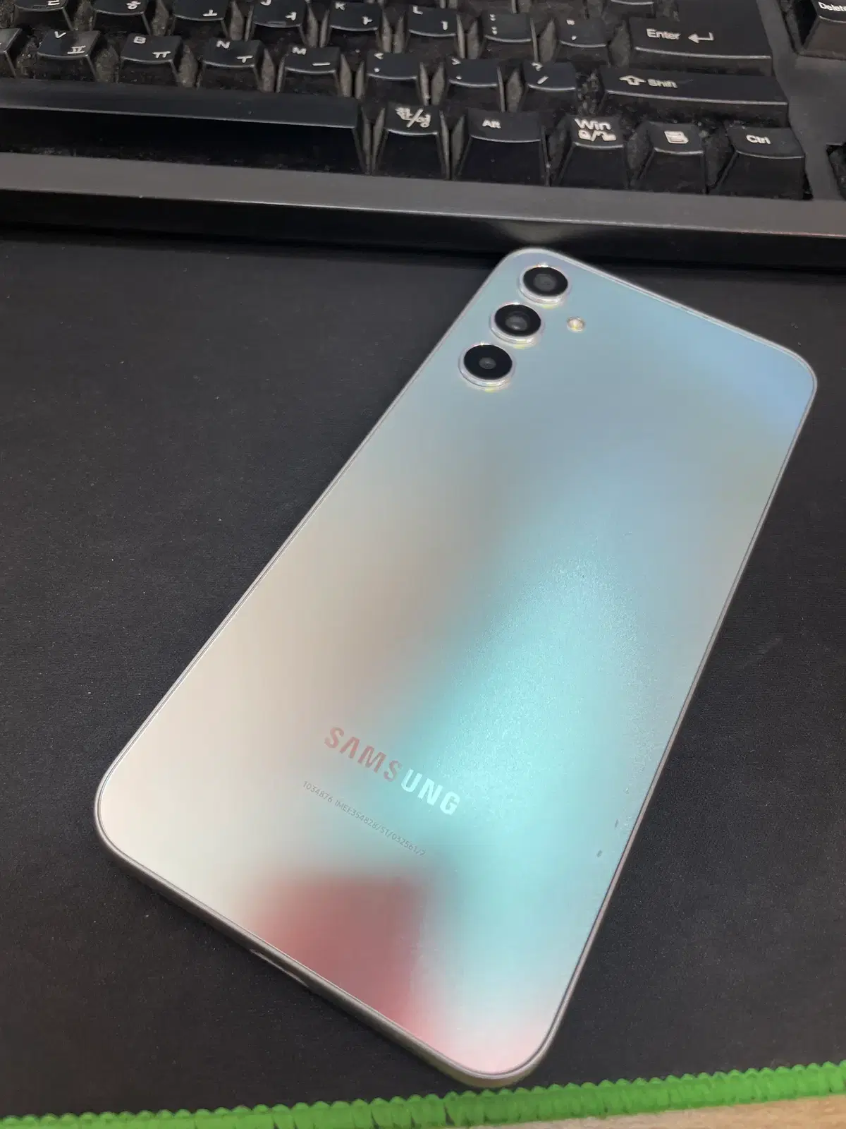 갤럭시A34 실버 128GB 무잔상 상태좋은 중고19만8천팝니다