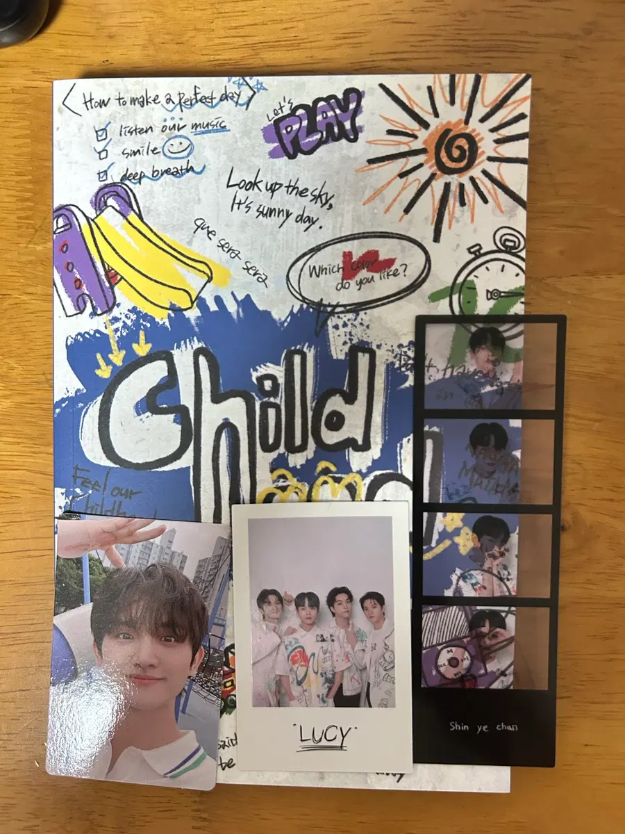 루시 차일드후드 앨범 판매합니다