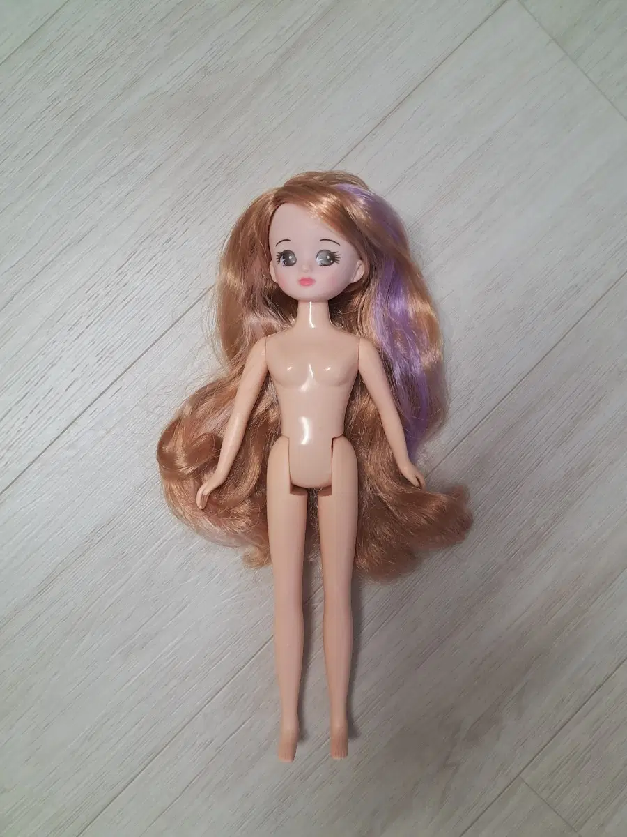 원앤원 체리 연갈색 헤어 보라색 브릿지 인형