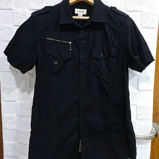 디젤 DIESEL 밀리터리 반팔 셔츠 블랙 S