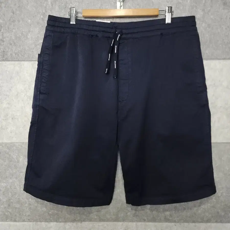 칼하트 남성 가먼트다이 로턴 쇼츠 (사이즈 XL)