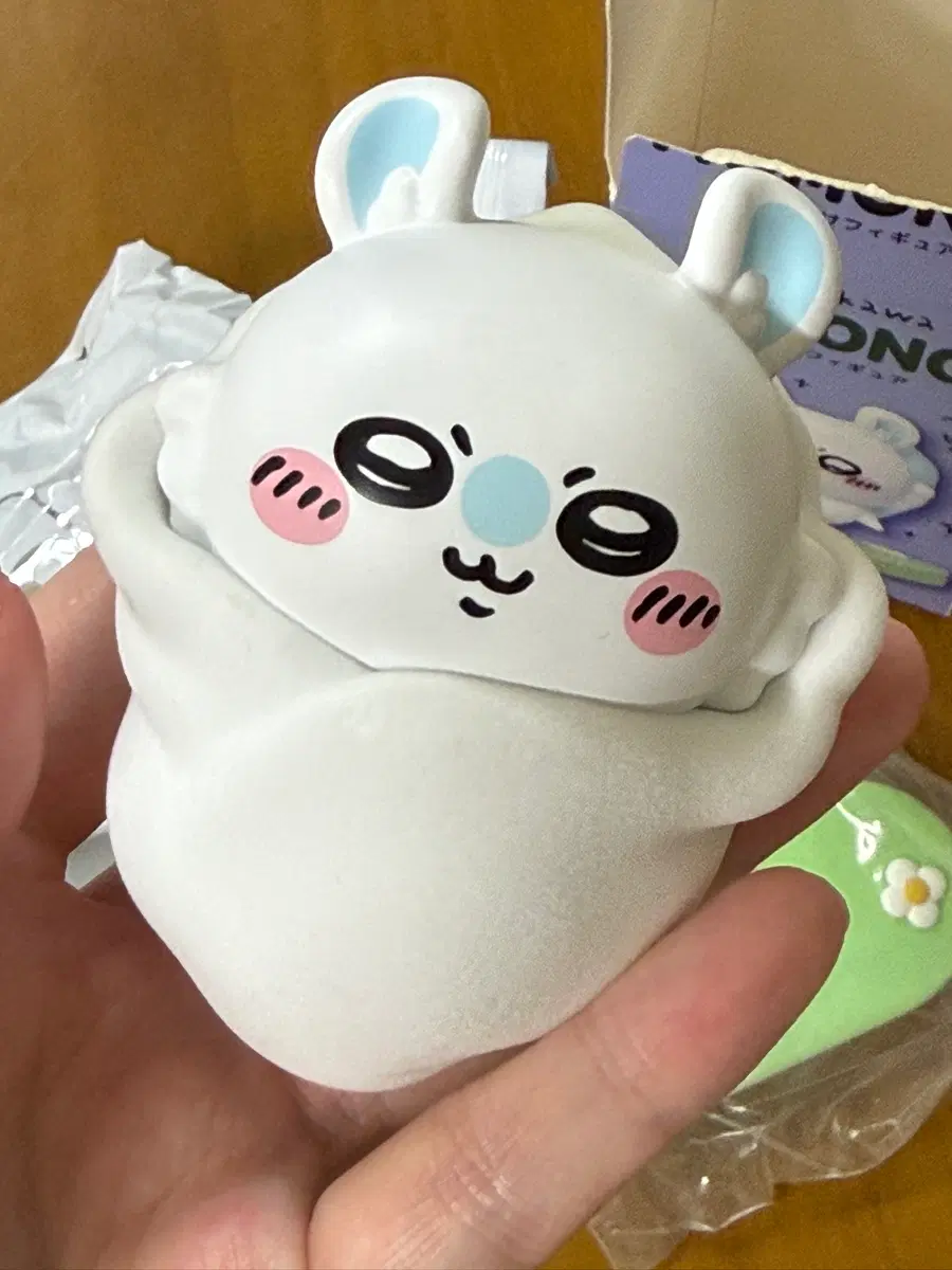 가격고정) 모몽가 투성이 피규어 포대기 모몽가