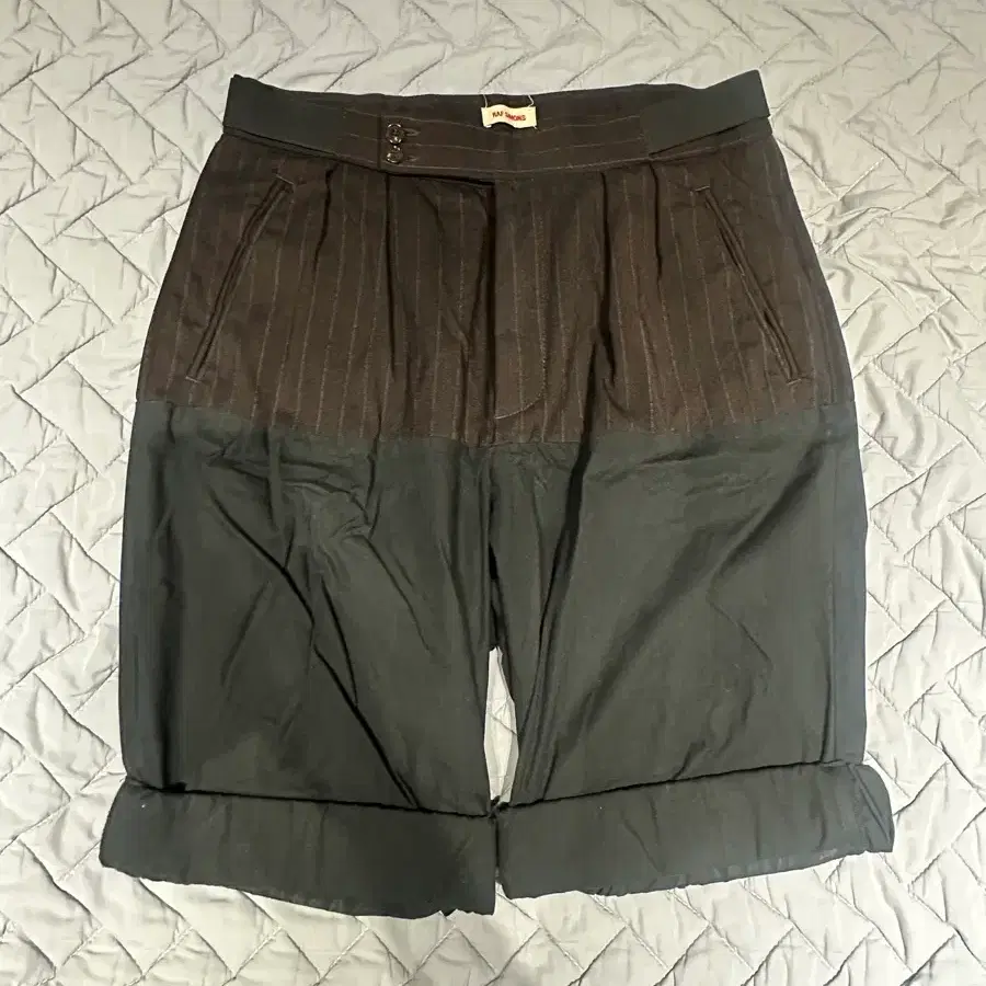 라프시몬스 20ss 와이드핏 롤업 쇼츠