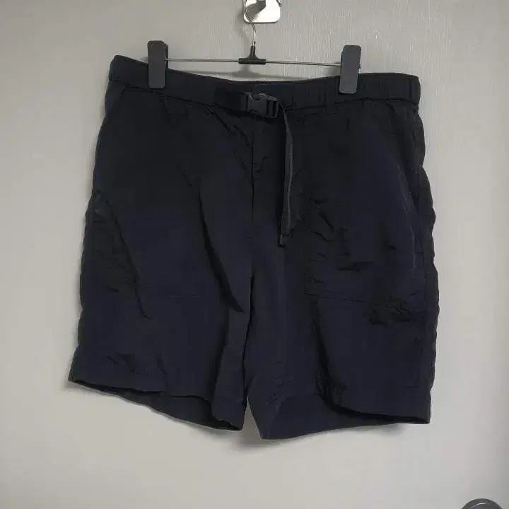 34)무신사 스탠다드 블랙 반바지