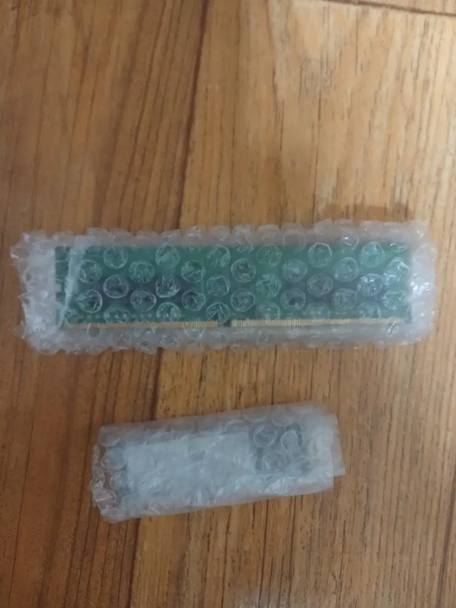 컴퓨터 램과 M.2 SSD