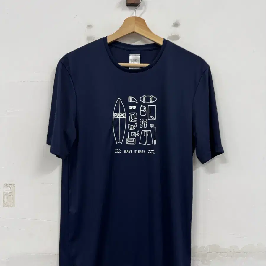 (M)데카트론 래쉬가드 반팔티