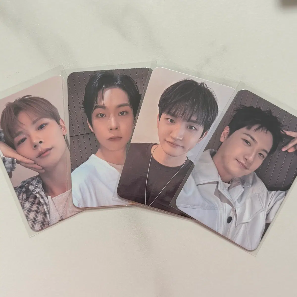 260525 루시 후즈팬 미공포 대면