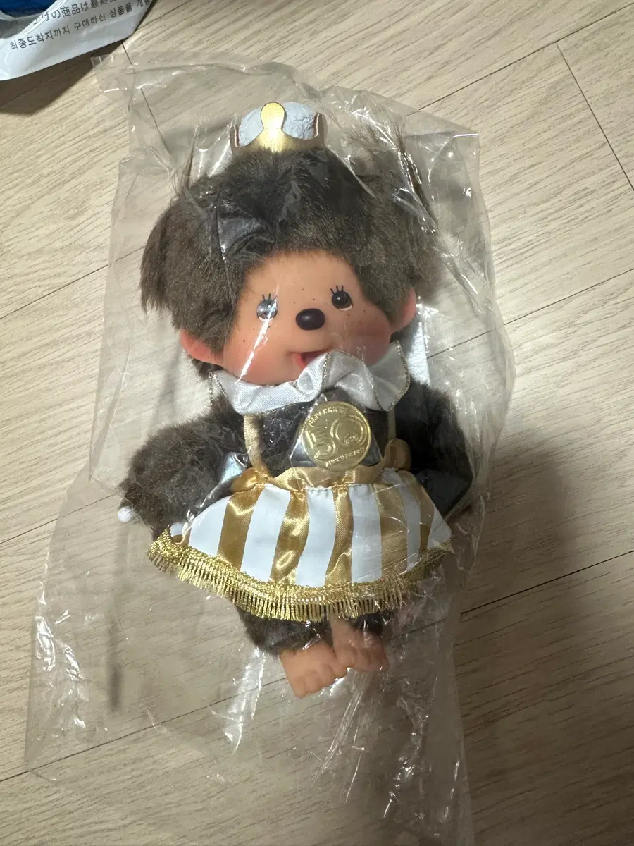몬치치50주년 기념 크라운(Crown)시리즈 여아
