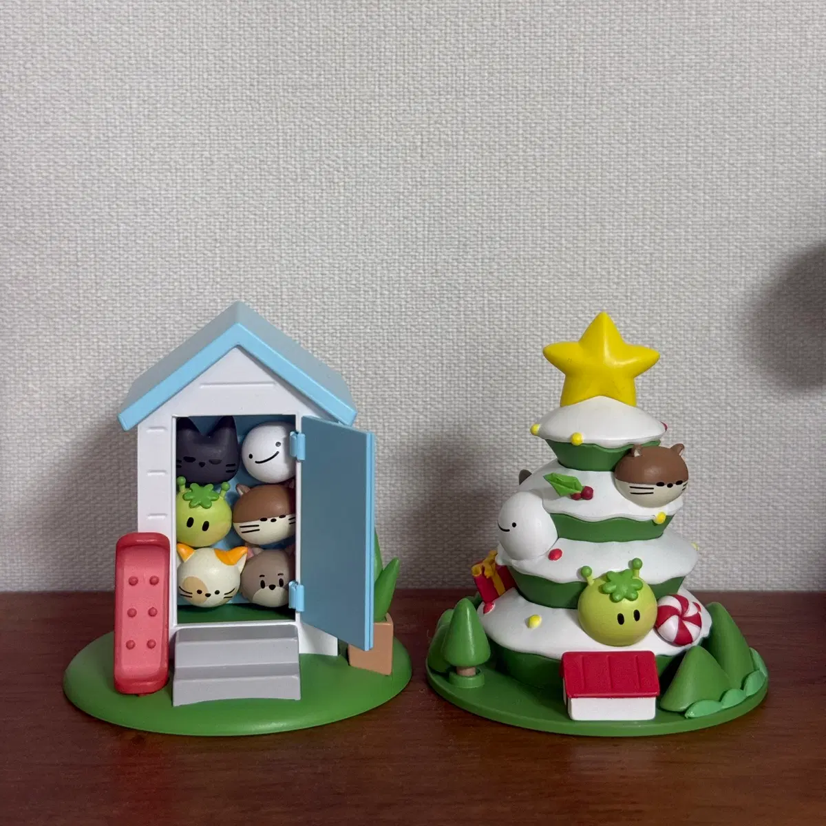 보이넥스트도어 보넥도 쁘넥도 히든 피규어 홀리데이/일반 일괄 팔아요