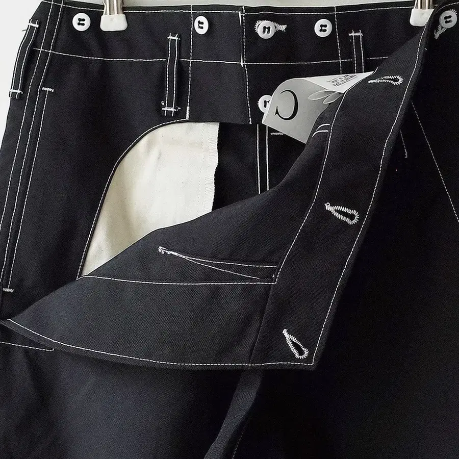 Tuki military baggs 울 팬츠