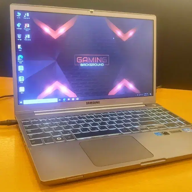 삼성노트북 700z 15.6 인치 i7-3615QM,GT640M외장그래픽 팝니다.