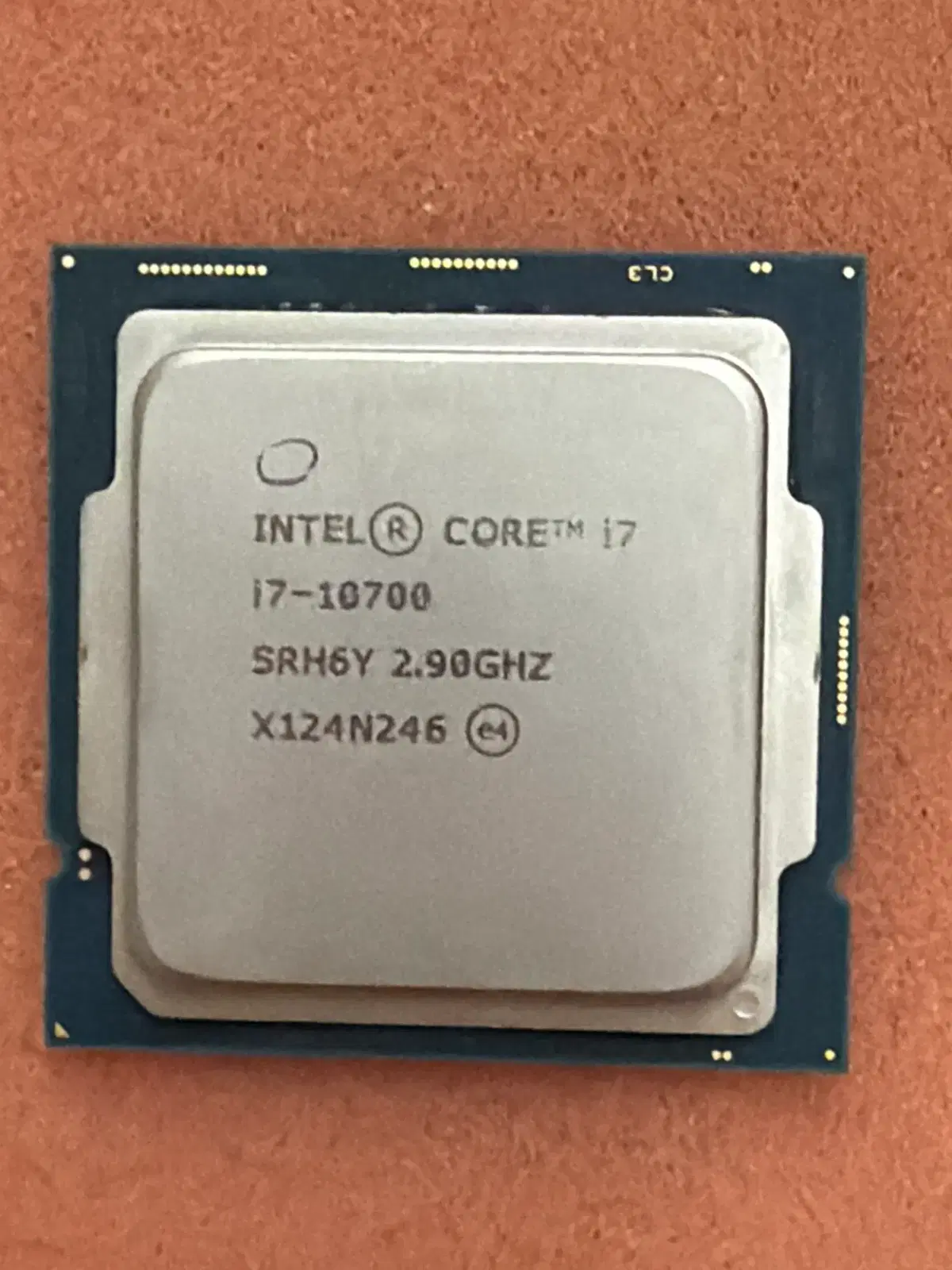 i7-10700 CPU 8C 16T