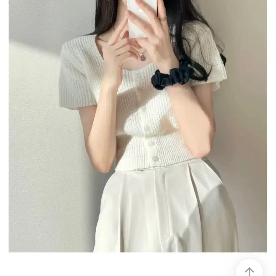 화이트 반팔 니트 가디건 에이블리 지그재그