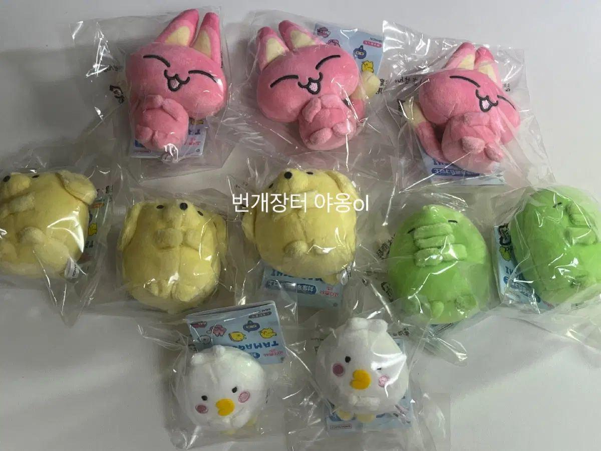 다마고치 푸리누이 쁘띠 앉은 인형 3탄 미야오치 포치치 시로타마즈 구치파치 주댕치