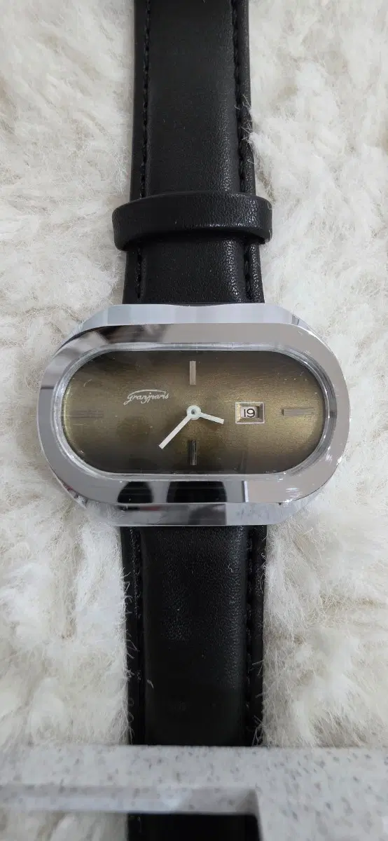 #209) GranjParis Watch
