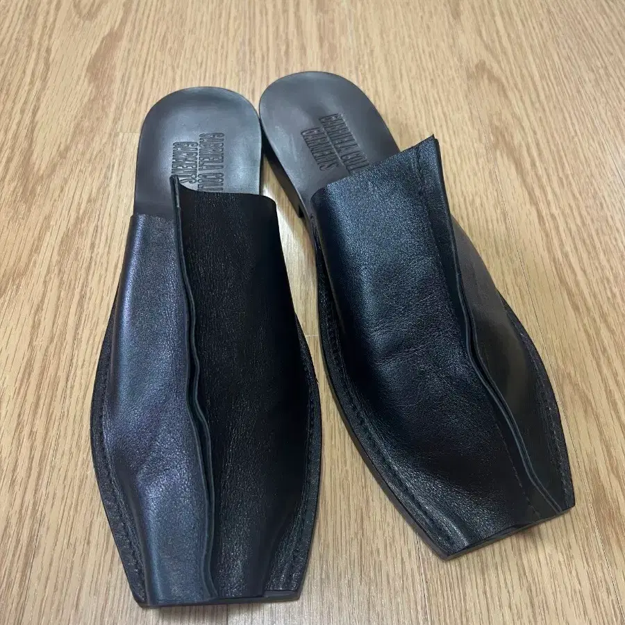 가브리엘라콜가먼츠 오픈토 바부슈 46size