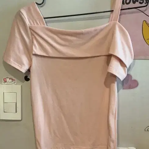 여성 의류 핑크 오프숄더 블라우스 새거