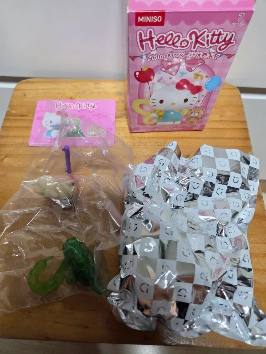 산리오 키티 미니소 뱀 풍선 피규어