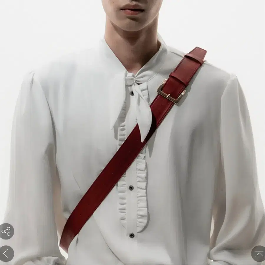 언티지 보우 타이 러플 플래킷 블라우스(화이트)(새상품)