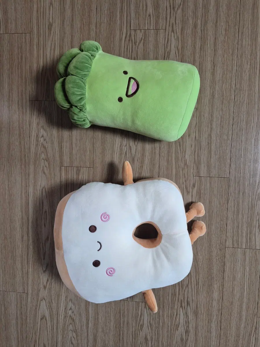 브로콜리/식빵 인형