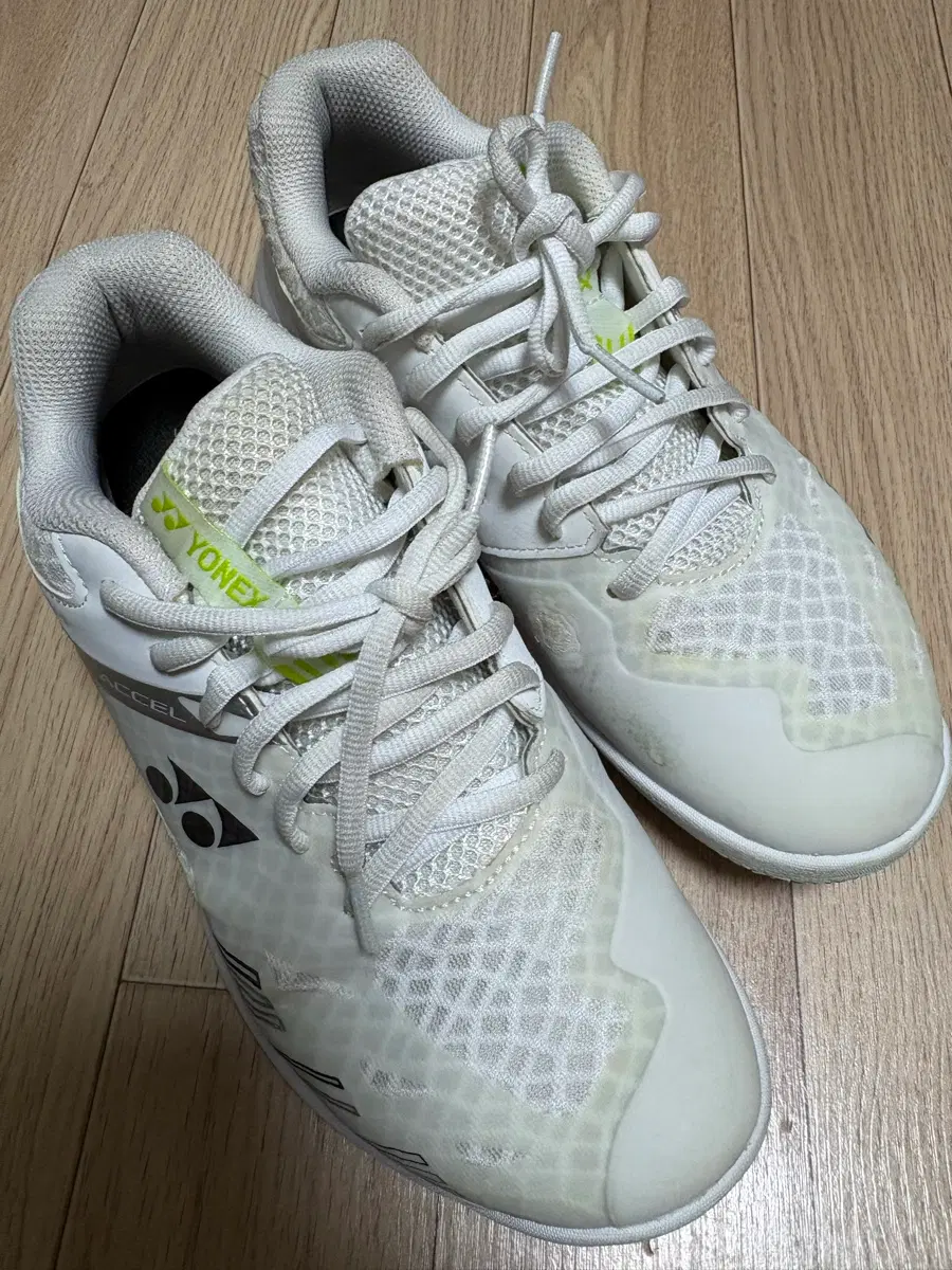 요넥스(YONEX) POWER CUSHION CASCADE ACCEL 배드민턴화 260