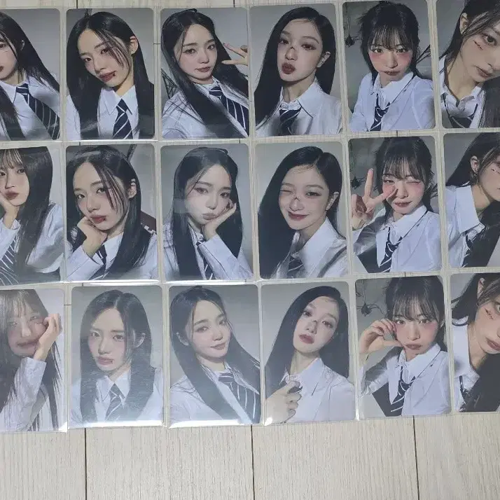 프로미스나인 교복 모먼티카 풀세트 팝니다