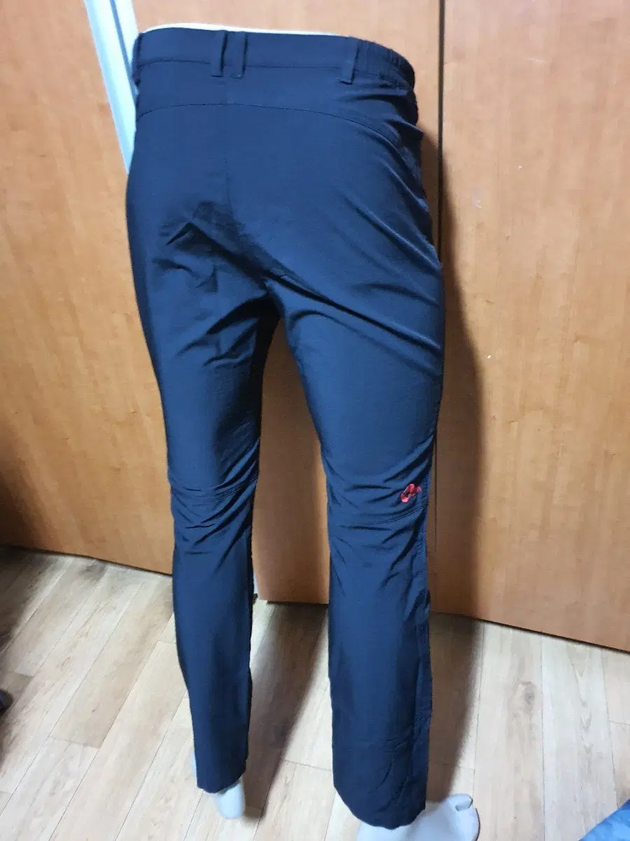 NEPA 네파여성트레이닝아웃도어팬츠바지76 L 약30인치봄가을