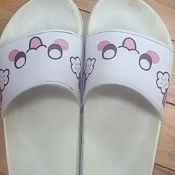 최애고 꽃핀 슬리퍼팝니다