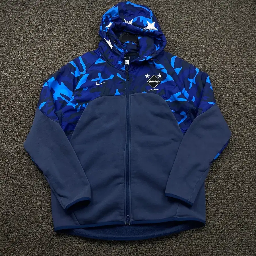 Nike x F.C. Real Bristol(F.C.R.B.) 카모 윈드러너 자켓