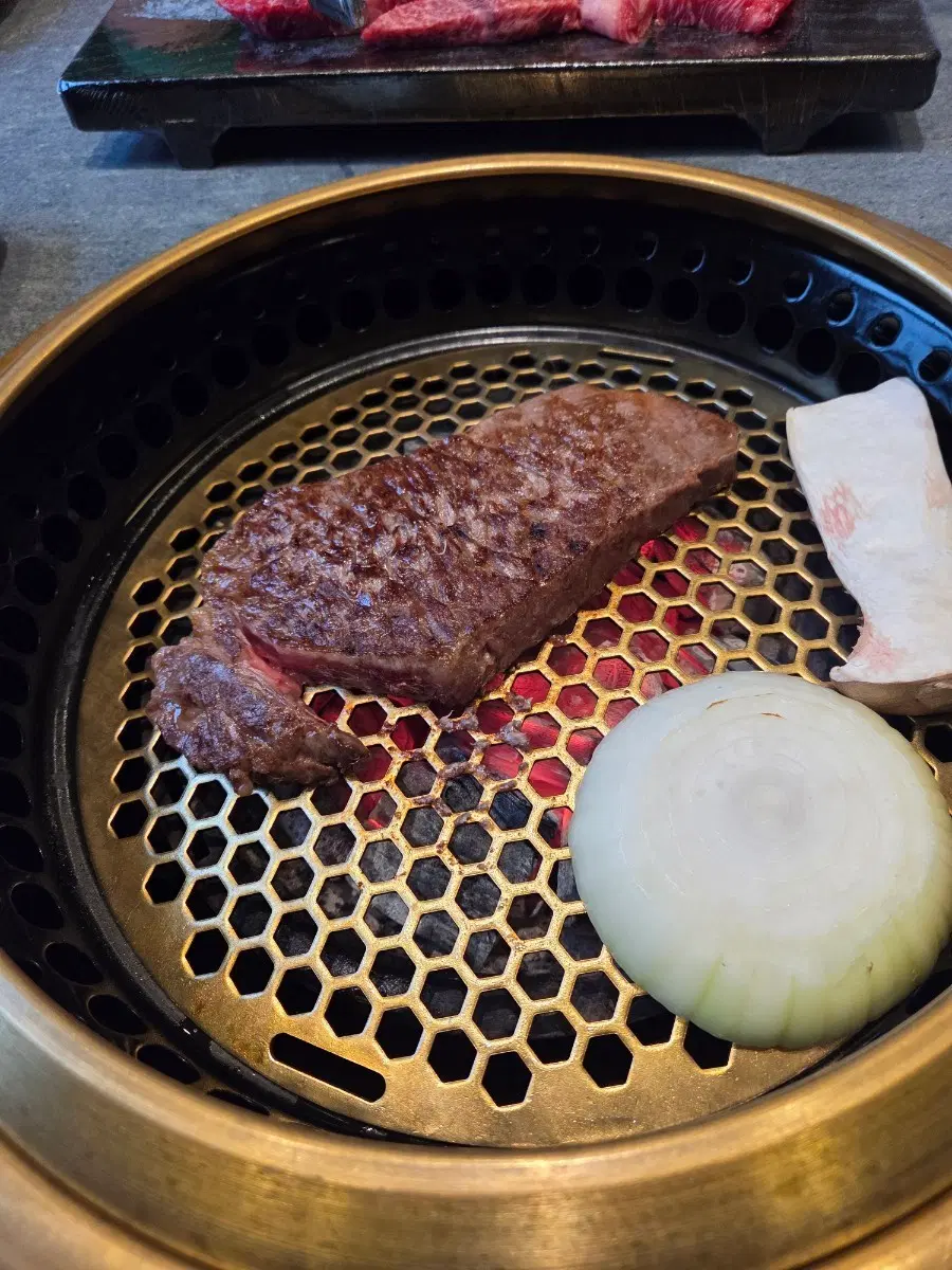 예약 이걸로 부턱 드려요.